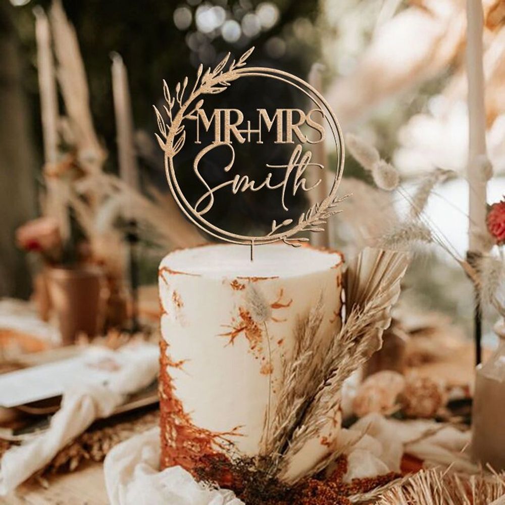 パーソナライズされたウェディングミスター&ミセスケーキトッパ - Wedding Supply Rentals のレビューと価格